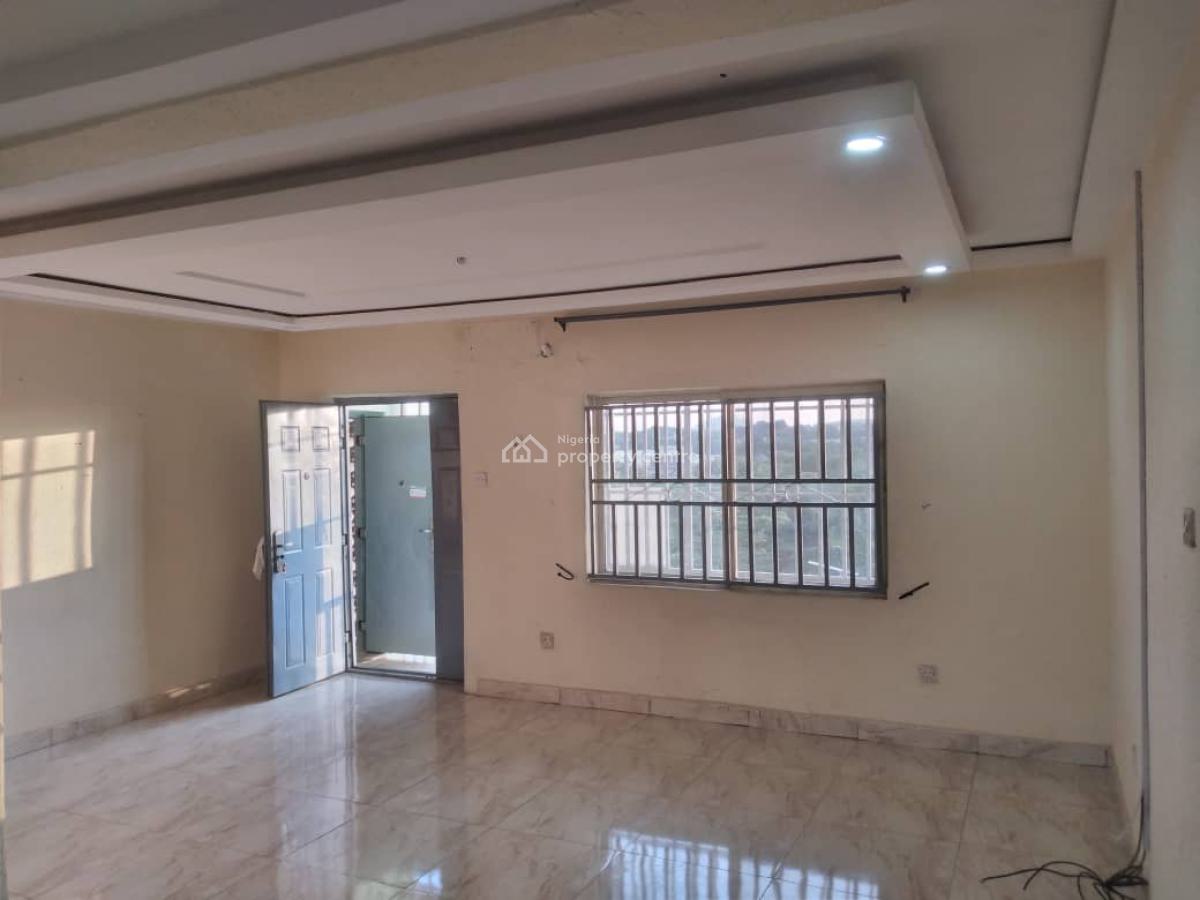 Spacious & Neatly Used 3 Bedroom Flat,bathtub,pop Finishing,last Floor, Serene and Well Secured Neighborhood, Zone 1, Wuse, Abuja, Flat / Apartment for Rent