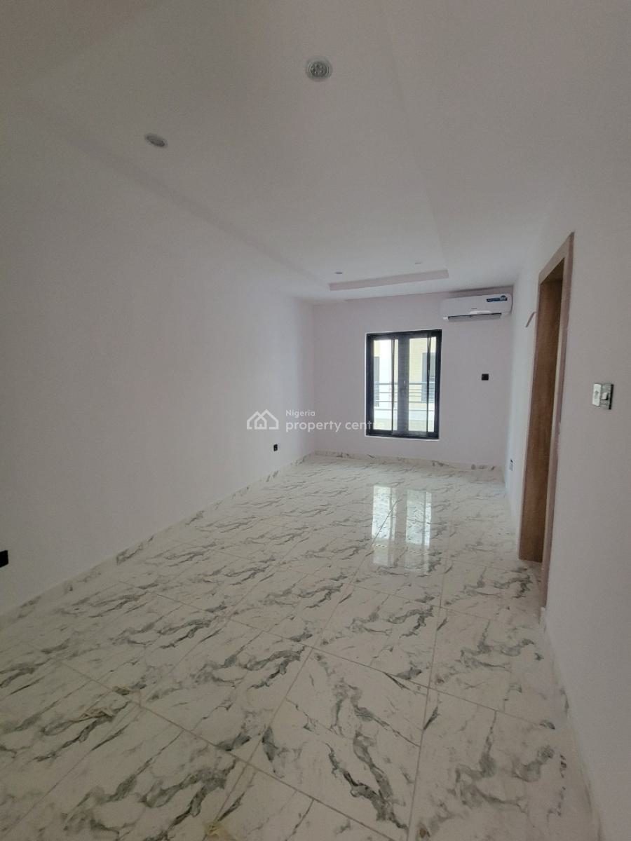 Newly Built Fully Serviced 3 Bedroom Apartment (penthouse), Lekki Phase 1, Lekki, Lagos, Flat / Apartment for Rent