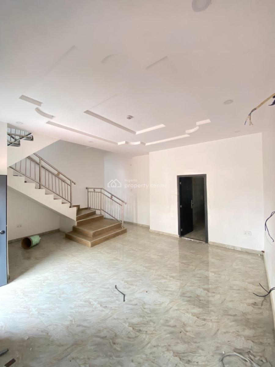4 Bedroom, Ikota, Lekki, Lagos, Terraced Duplex for Rent