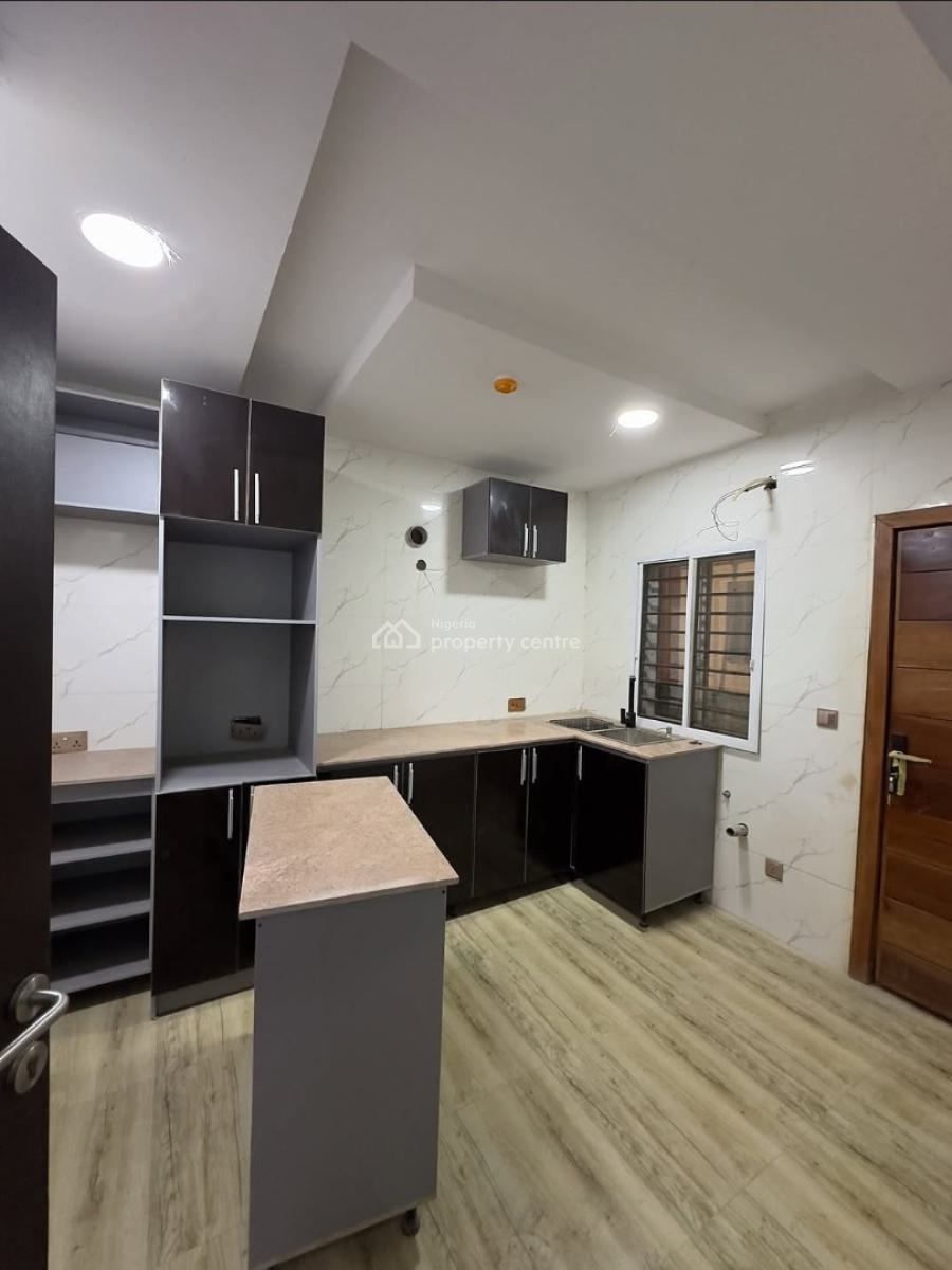 Newly Built Serviced 2 Bedroom Apartment, Lekki Phase 1, Lekki, Lagos, Flat / Apartment for Rent