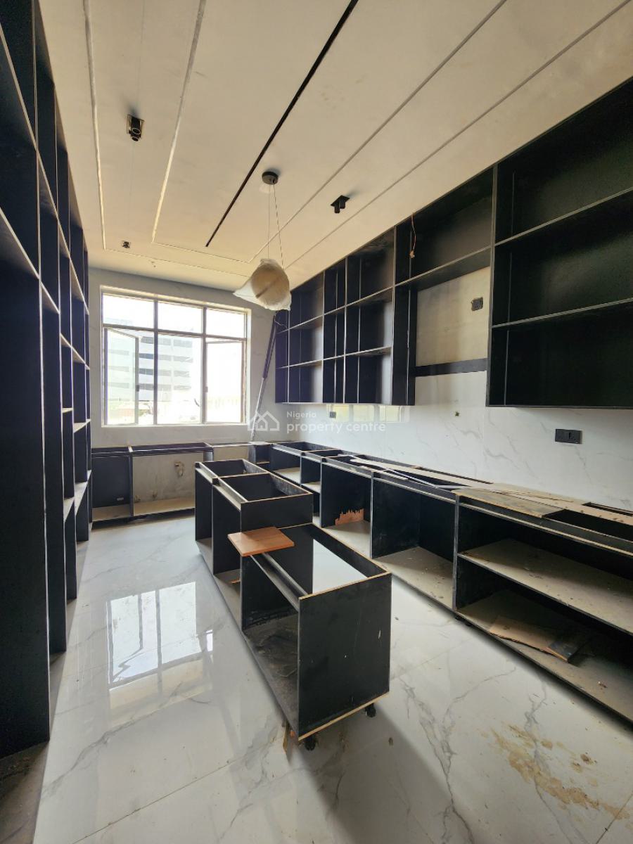 Luxury 5 Bedroom Terrace Duplex with Bq in a Secured Estate, Lekki Phase 1, Lekki, Lagos, Terraced Duplex for Sale