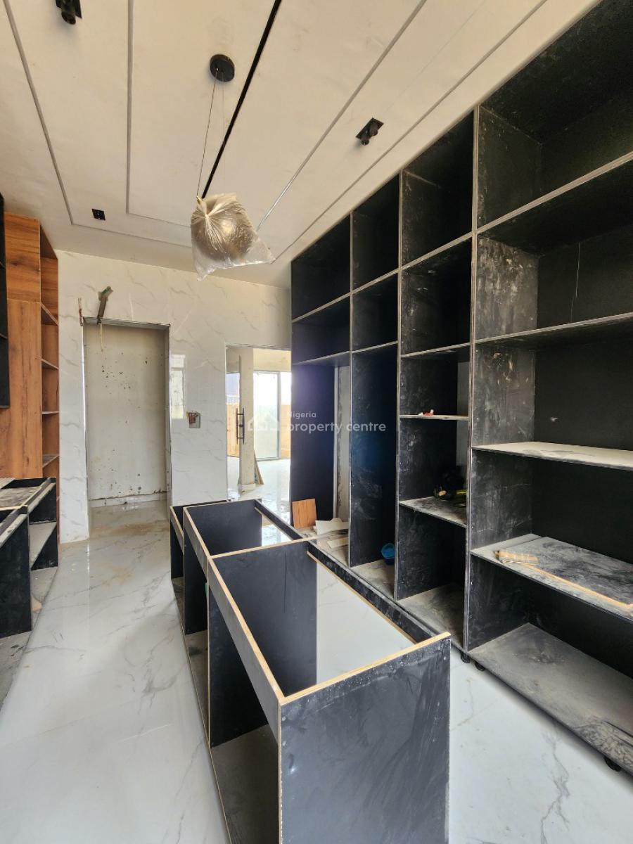 Luxury 5 Bedroom Terrace Duplex with Bq in a Secured Estate, Lekki Phase 1, Lekki, Lagos, Terraced Duplex for Sale