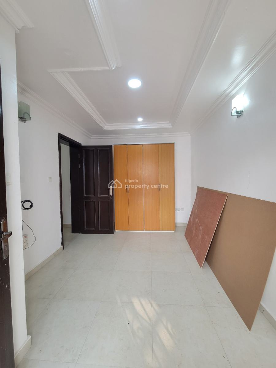 Well Built Serviced 1 Bedroom Apartment, Lekki Phase 1, Lekki, Lagos, Mini Flat (room and Parlour) for Rent