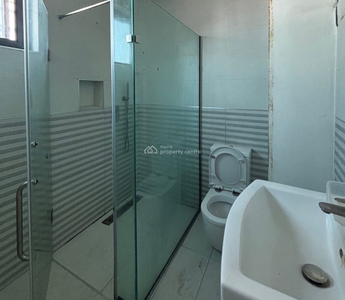 2 Bedroom Apartment Fully Serviced, Ologolo, Lekki, Lagos, Flat / Apartment for Rent