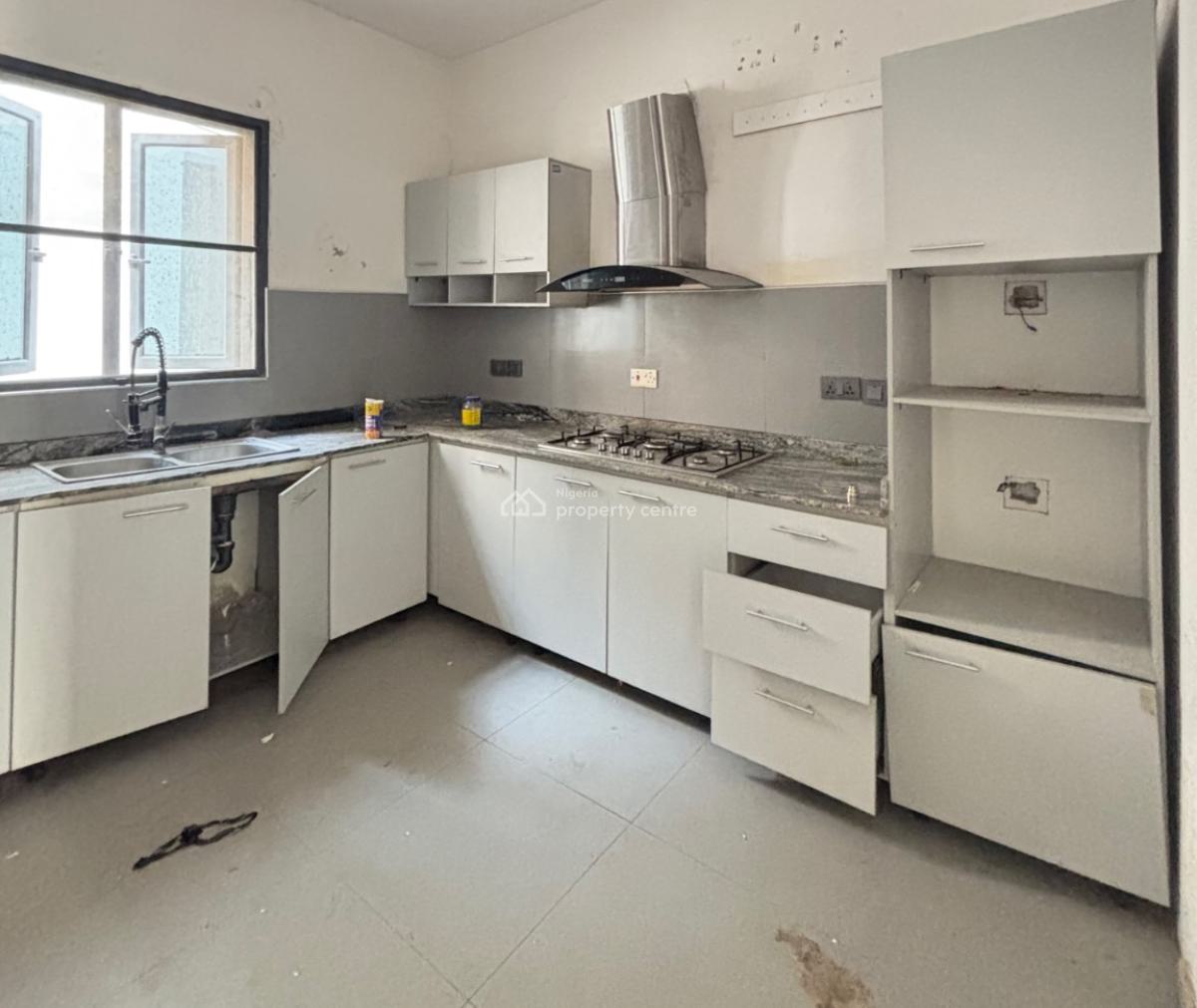 2 Bedroom Apartment Fully Serviced, Ologolo, Lekki, Lagos, Flat / Apartment for Rent