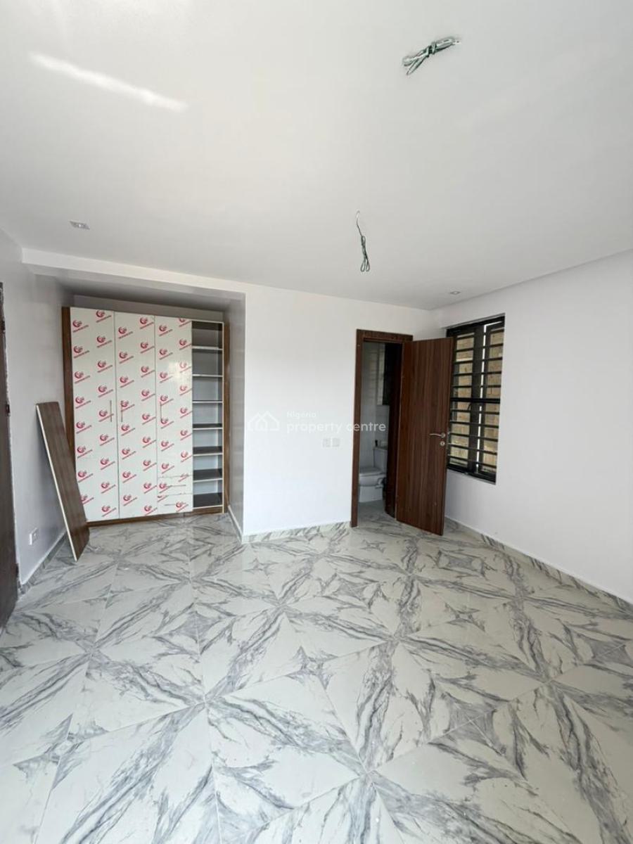 Luxury 2 Bedroom Apartment, Ologolo, Lekki, Lagos, Flat / Apartment for Sale