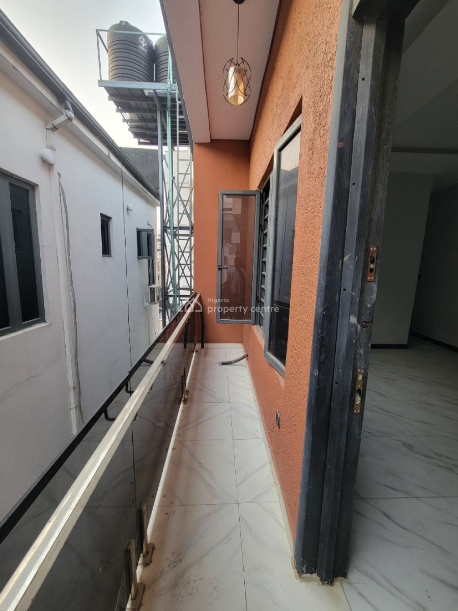 Newly Built 2 Bedroom Apartment, Lekki Phase 1, Lekki, Lagos, Flat / Apartment for Rent