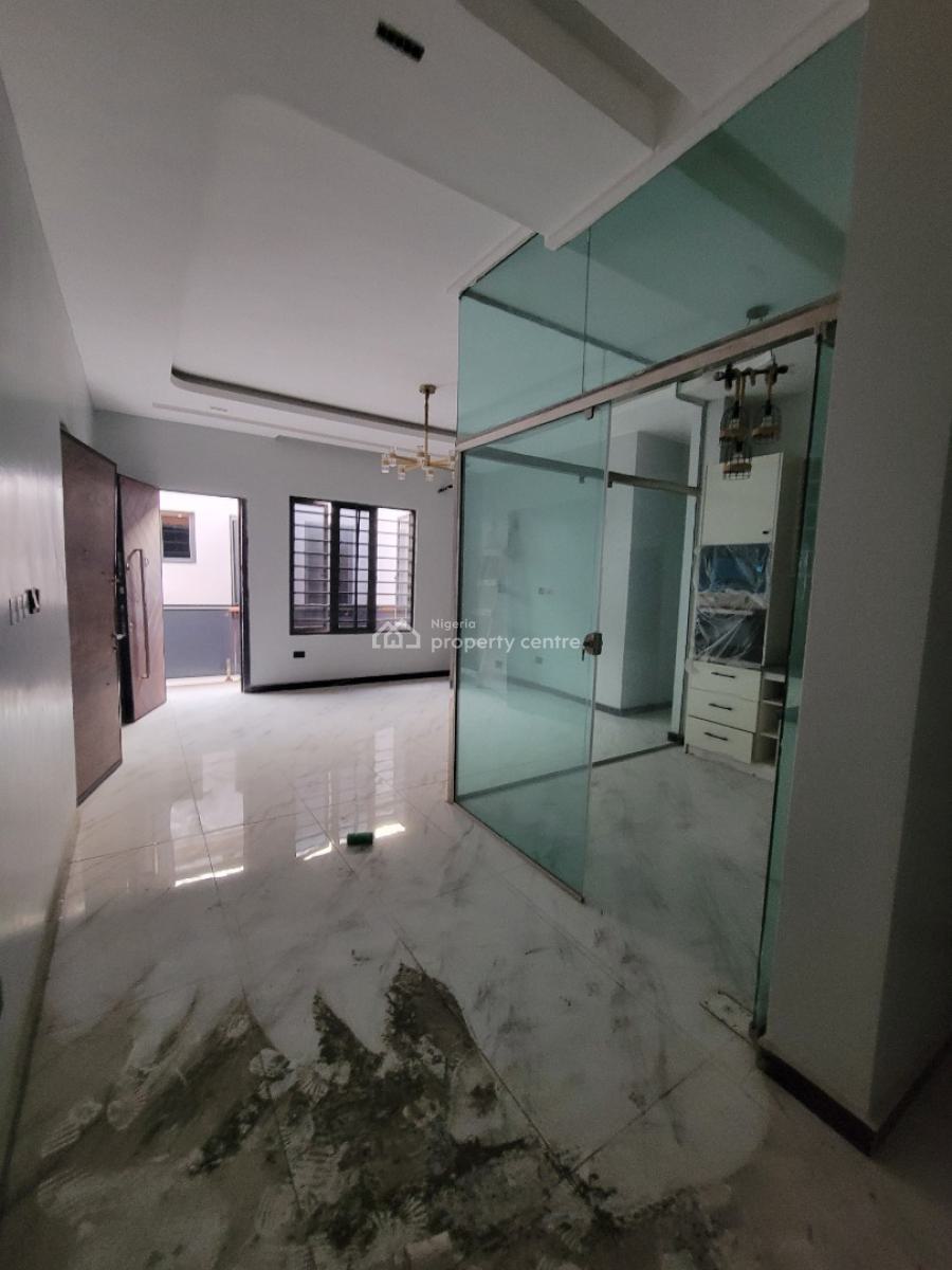 Newly Built 2 Bedroom Apartment, Lekki Phase 1, Lekki, Lagos, Flat / Apartment for Rent