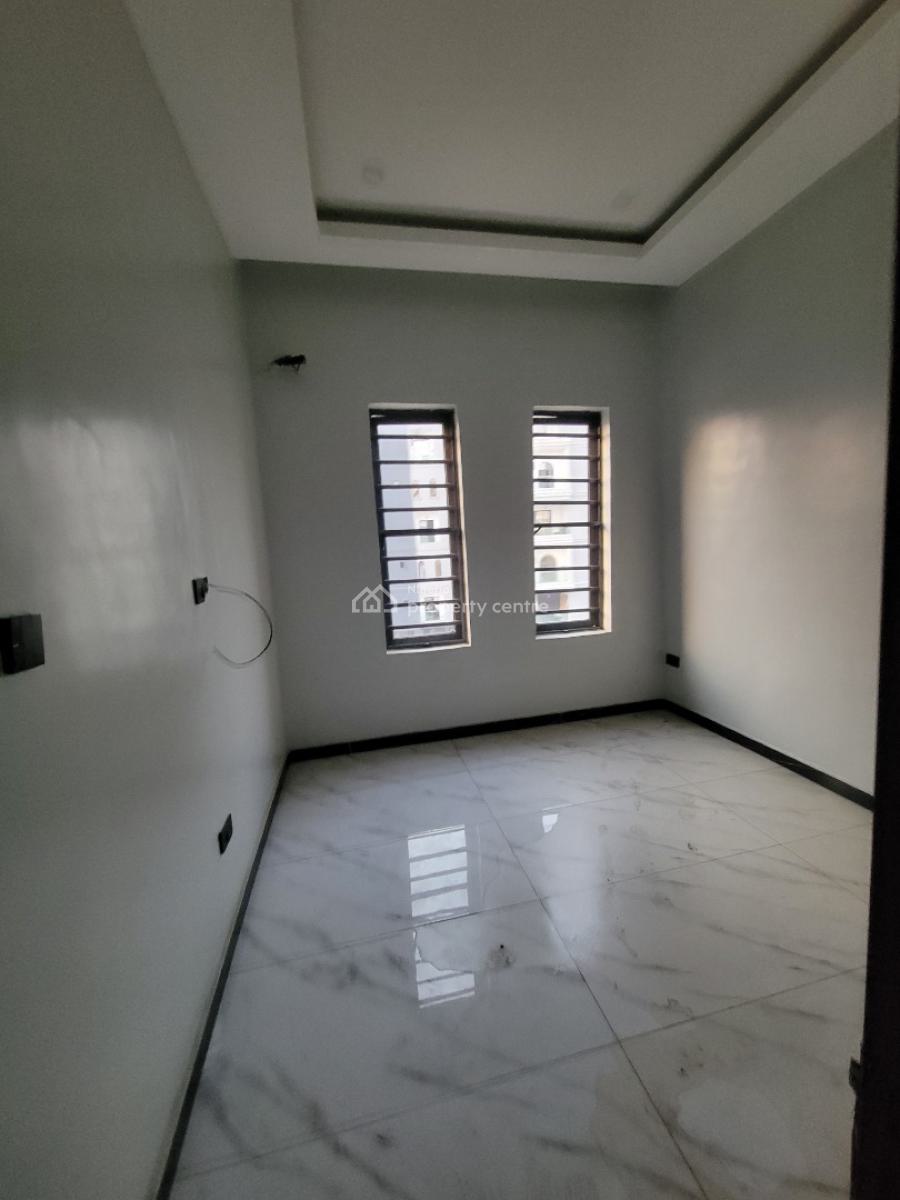 Newly Built 2 Bedroom Apartment, Lekki Phase 1, Lekki, Lagos, Flat / Apartment for Rent
