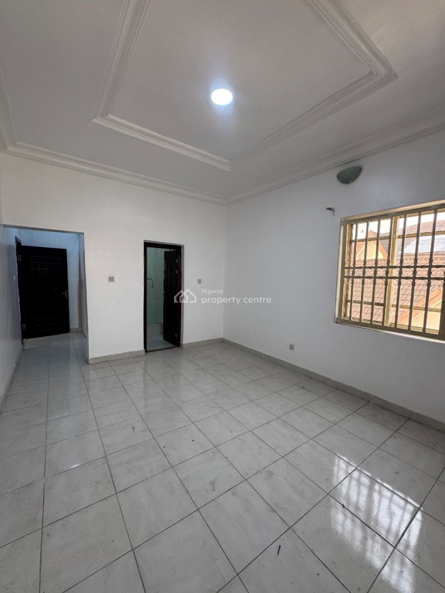 Two (2) Bedroom Apartment, Lekki Phase 1, Lekki, Lagos, Flat / Apartment for Rent