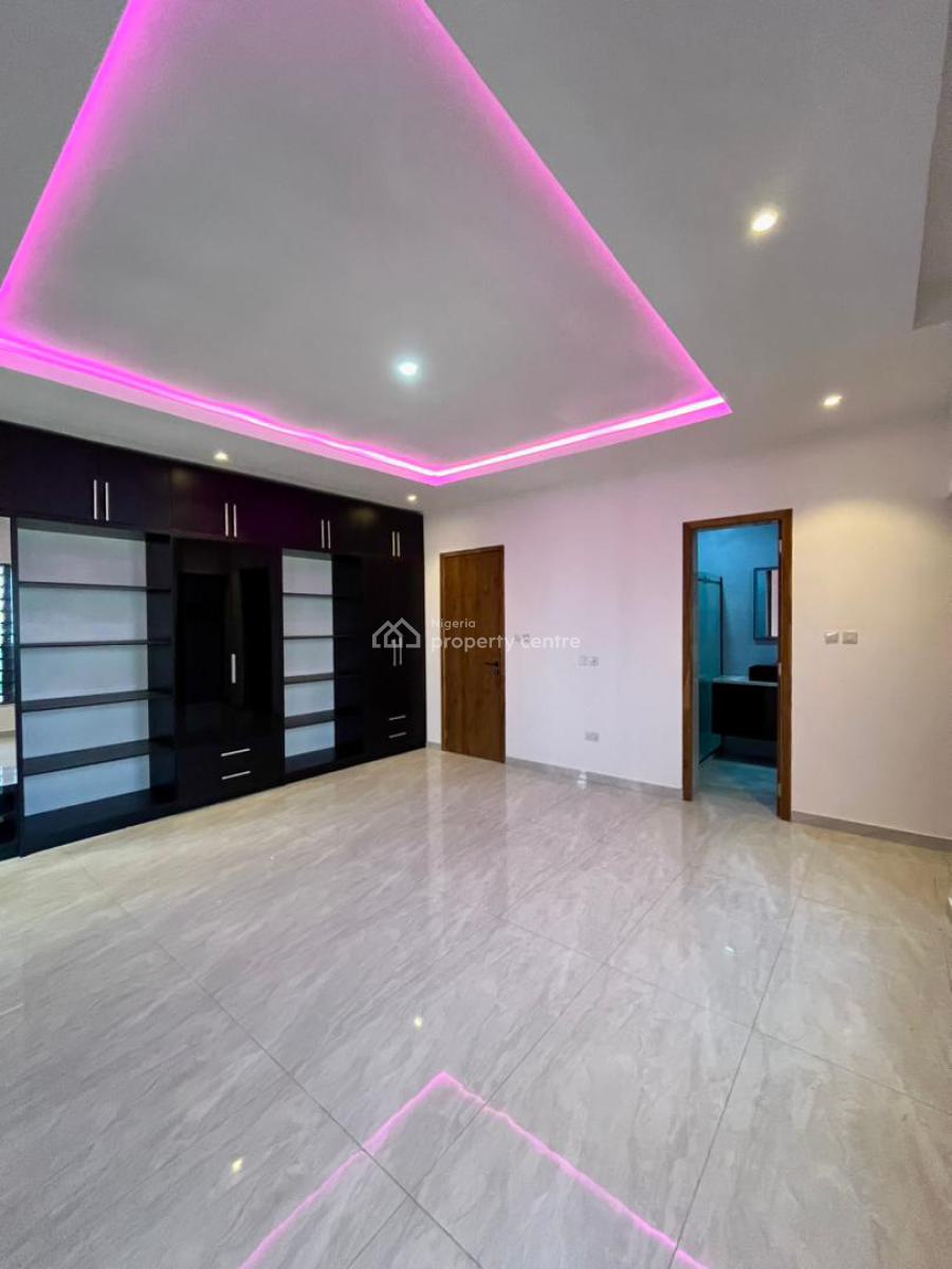 Beautiful 3 Bedroom Apartment with Bq️, Ikate, Lekki, Lagos, Flat / Apartment for Sale