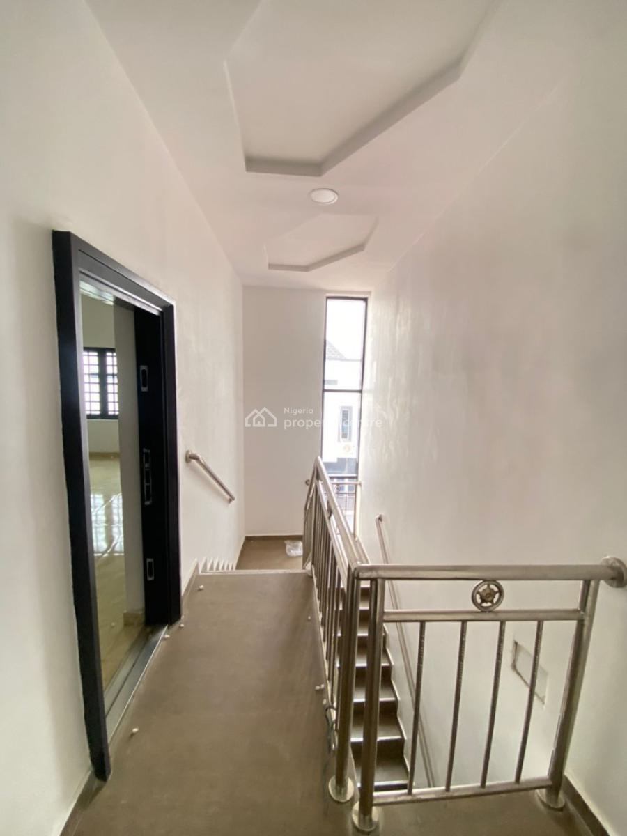 4 Bedroom Terrace Duplex with Bq, Ikota, Lekki, Lagos, Terraced Duplex for Rent