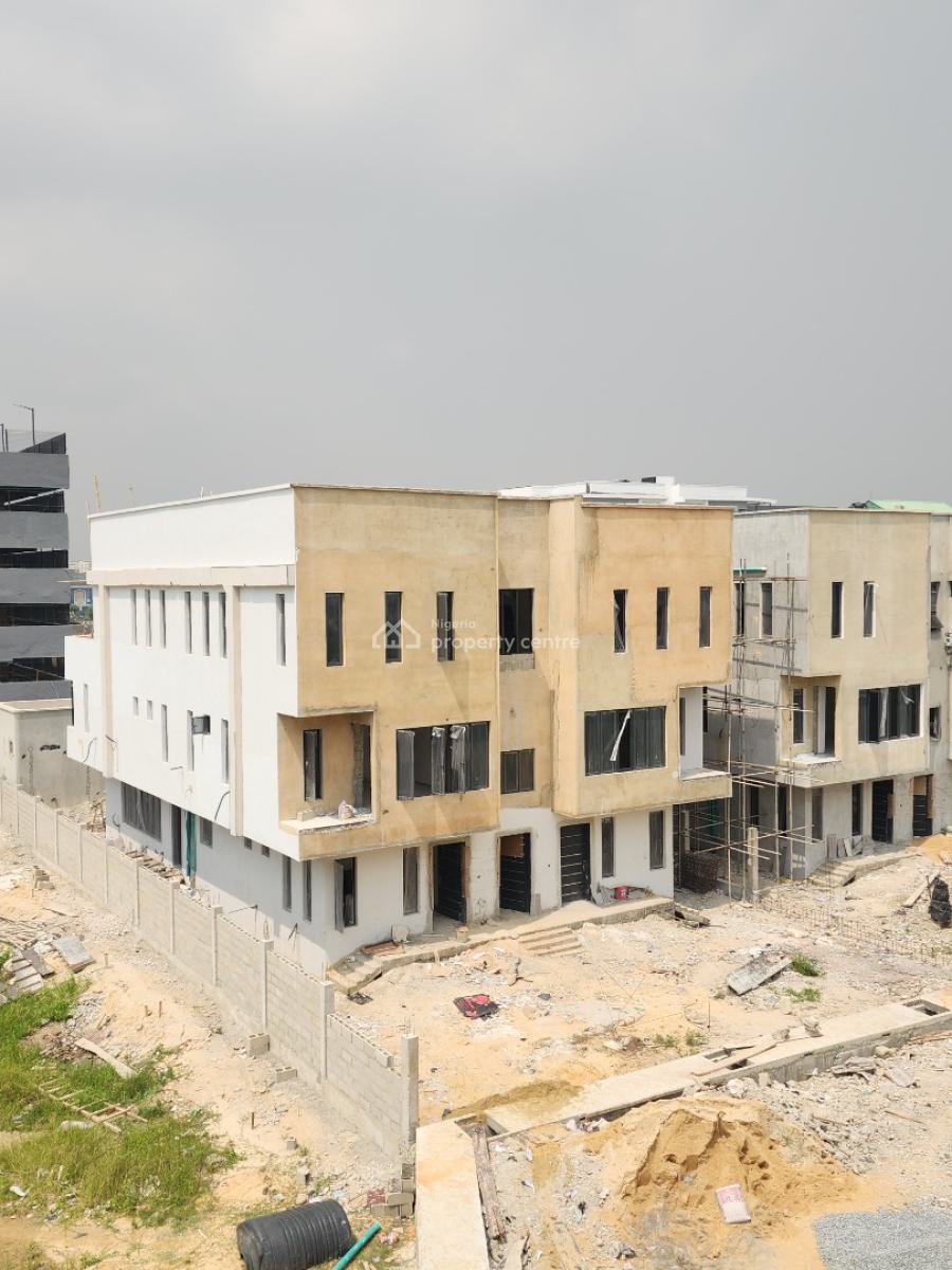 Luxury 4 Bedroom Semi Detached Home with Bq & Pool in a Secured Estate, Lekki Phase 1, Lekki, Lagos, Semi-detached Duplex for Sale