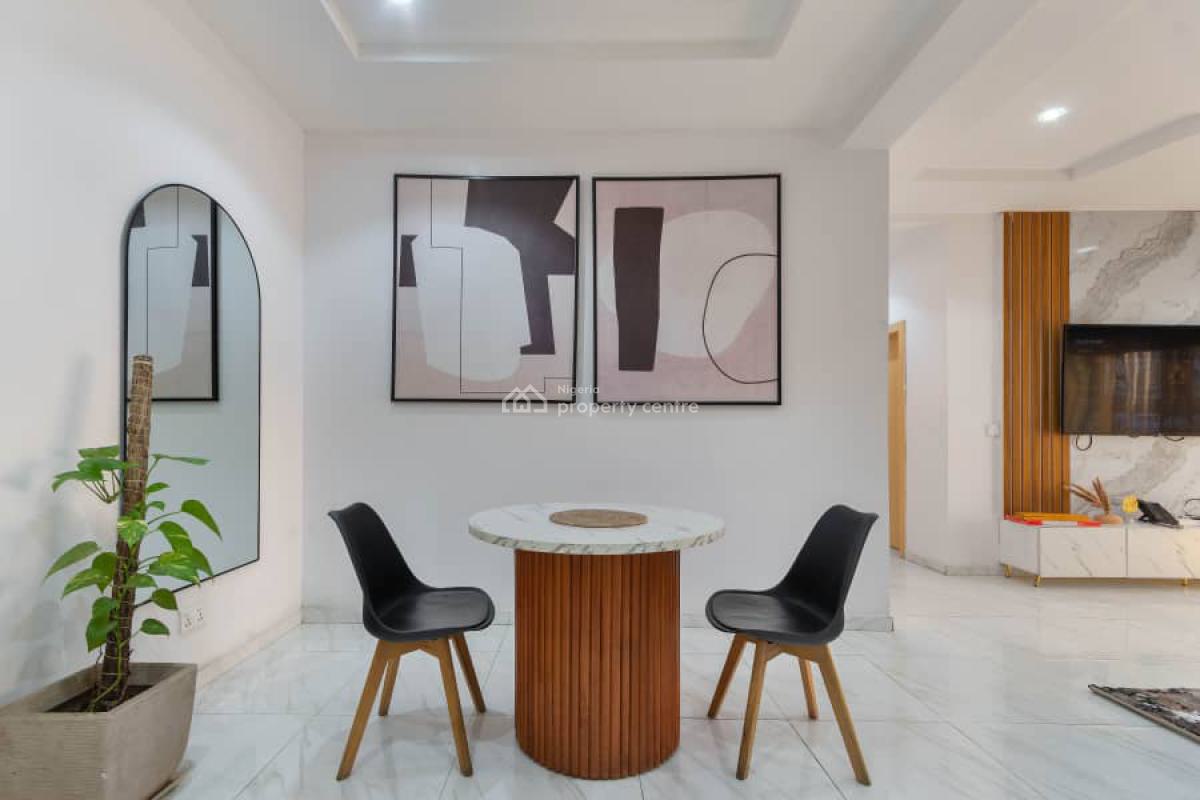 Beautiful and Spacious 2 Bedroom with Swimming Pool and Gym, Lekki, Lagos, Flat / Apartment Short Let