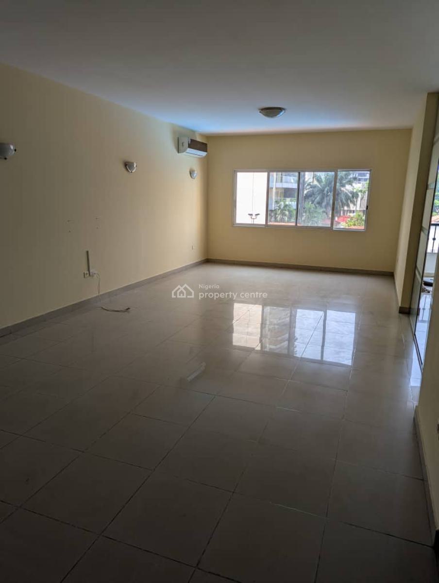 Spacious 3 Bedroom Flat with a Bq, Old Ikoyi, Ikoyi, Lagos, Flat / Apartment for Rent