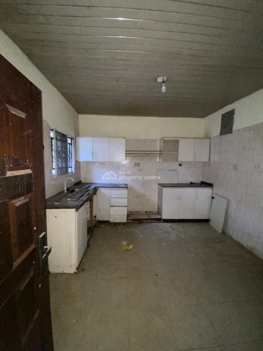 3bedroom Flat, Middle View Estate, Ogombo, Ajah, Lagos, Flat / Apartment for Rent