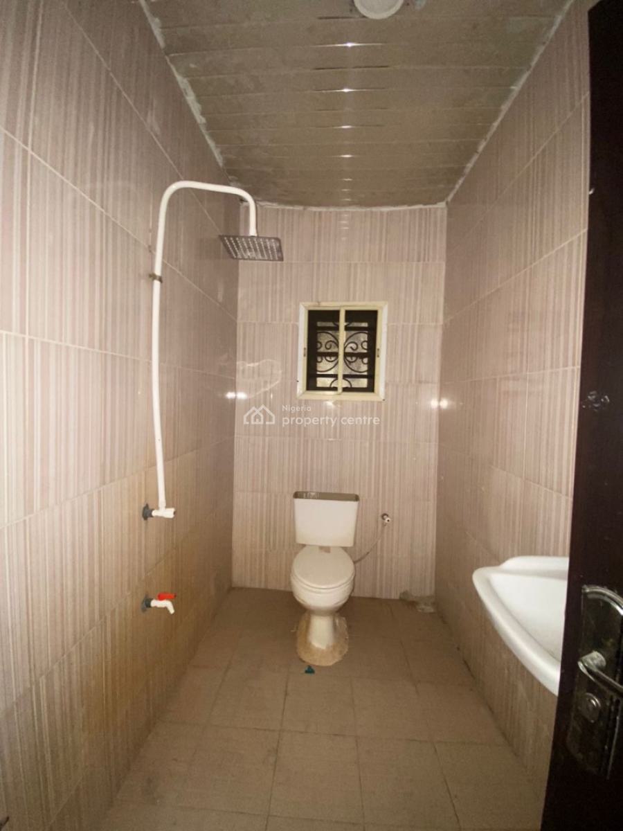 3bedroom Flat, Middle View Estate, Ogombo, Ajah, Lagos, Flat / Apartment for Rent