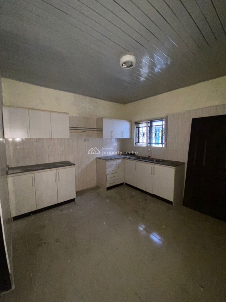 3bedroom Flat, Middle View Estate, Ogombo, Ajah, Lagos, Flat / Apartment for Rent