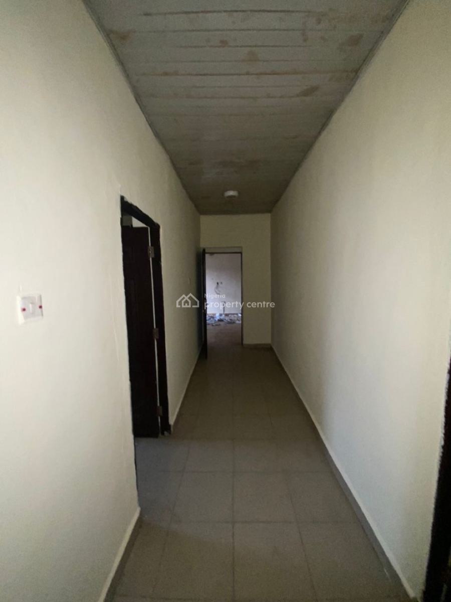 3bedroom Flat, Middle View Estate, Ogombo, Ajah, Lagos, Flat / Apartment for Rent
