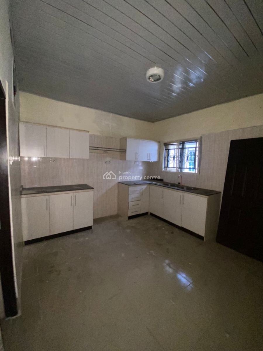3bedroom Flat, Middle View Estate, Ogombo, Ajah, Lagos, Flat / Apartment for Rent