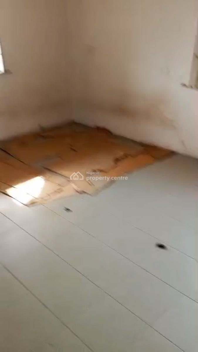 Spacious 3 Bedroom Apartment in an Estate, Adeniyi Jones, Ikeja, Lagos, Flat / Apartment for Rent