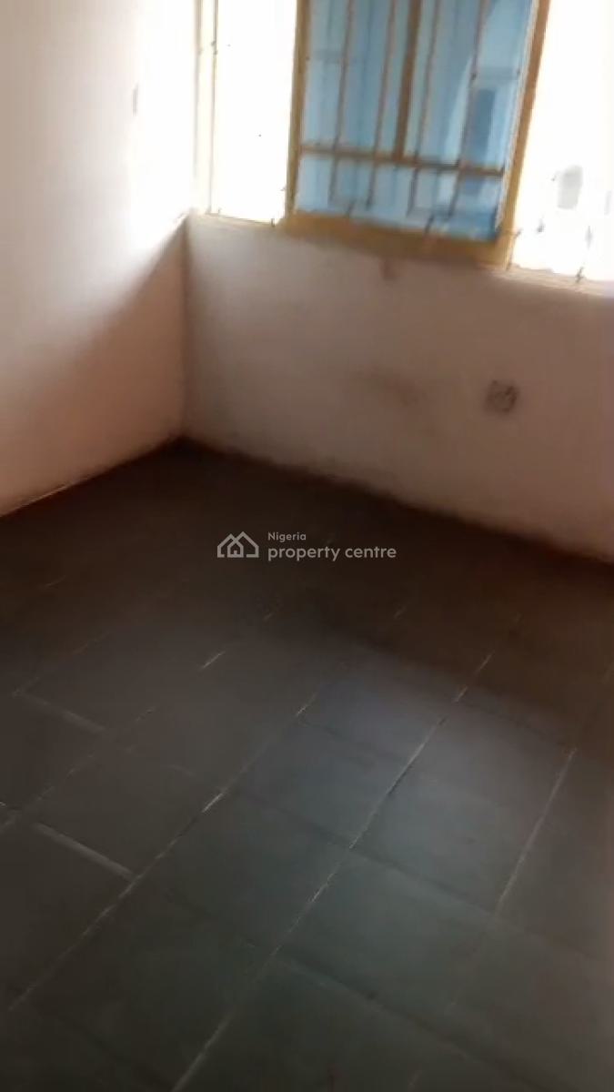 Spacious 3 Bedroom Apartment in an Estate, Adeniyi Jones, Ikeja, Lagos, Flat / Apartment for Rent