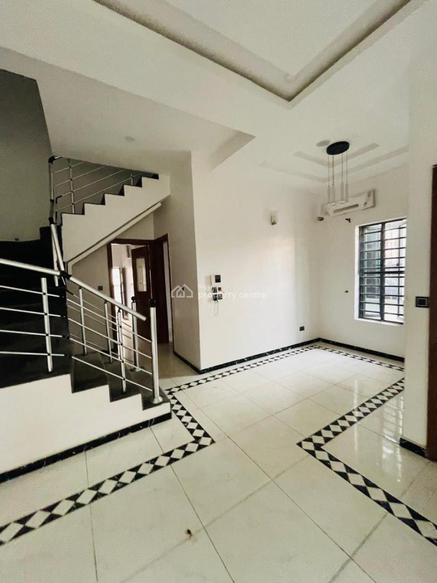 Luxury 4bedroom, Osapa, Lekki, Lagos, Semi-detached Duplex for Rent