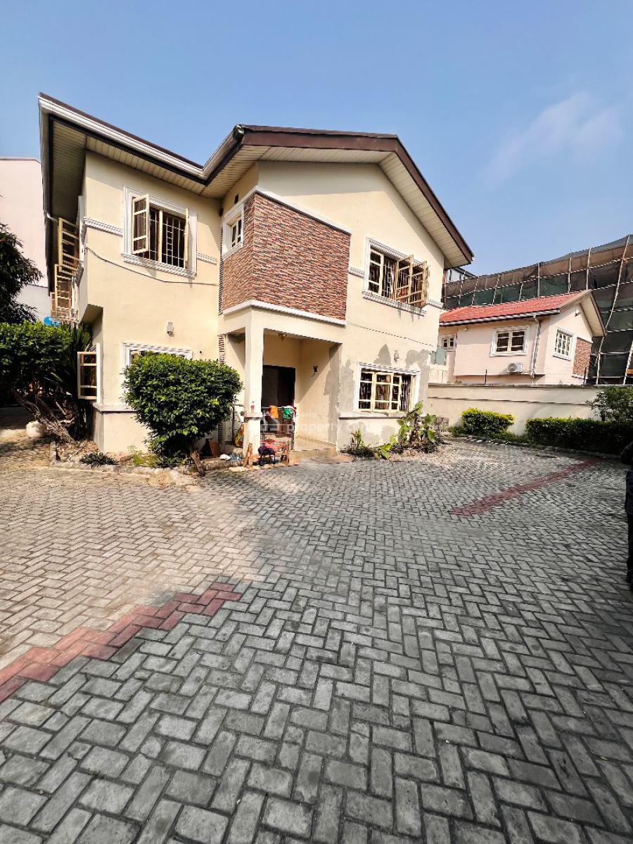 Spacious 5 Bedroom Semi-detached House with Two Bqs, Off Admiralty Way, Lekki Phase 1, Lekki, Lagos, Semi-detached Duplex for Rent