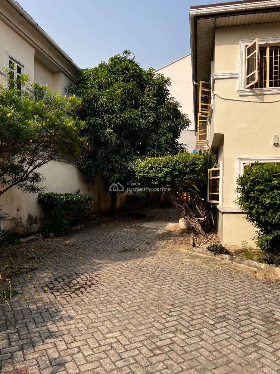 Spacious 5 Bedroom Semi-detached House with Two Bqs, Off Admiralty Way, Lekki Phase 1, Lekki, Lagos, Semi-detached Duplex for Rent