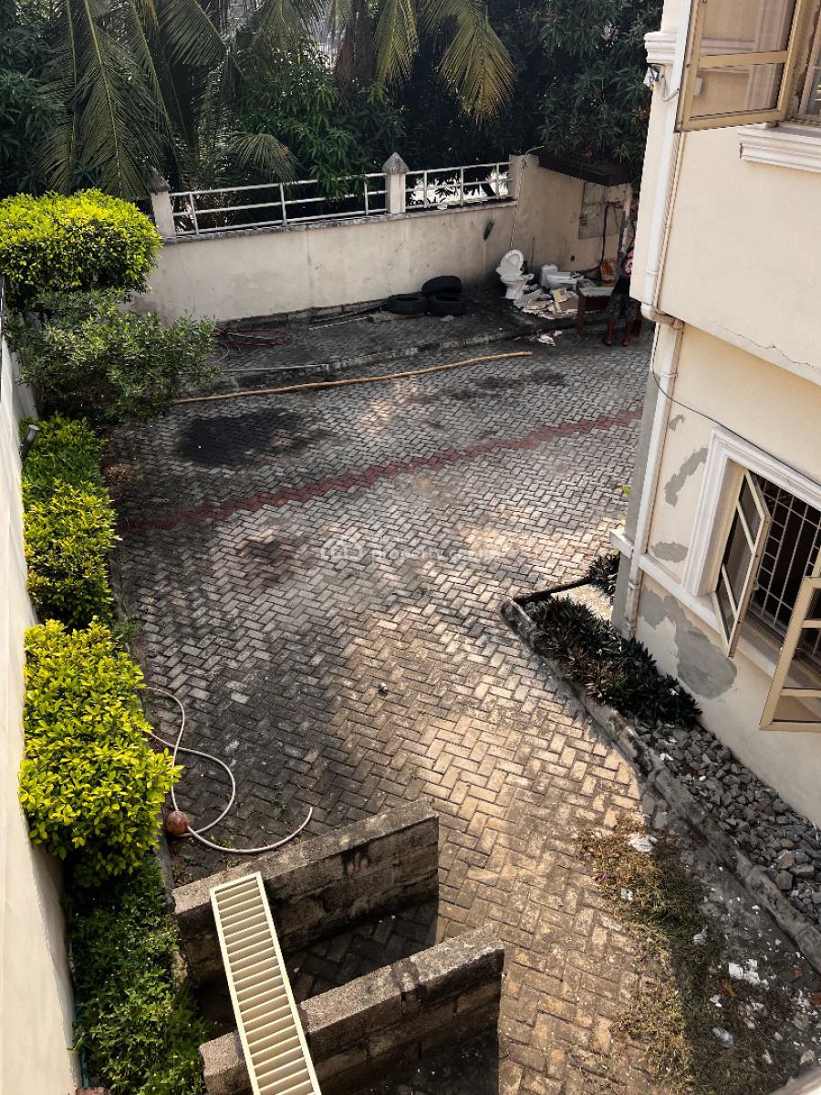 Spacious 5 Bedroom Semi-detached House with Two Bqs, Off Admiralty Way, Lekki Phase 1, Lekki, Lagos, Semi-detached Duplex for Rent