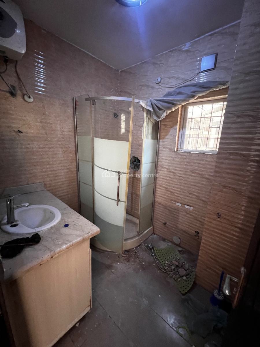 Spacious 5 Bedroom Semi-detached House with Two Bqs, Off Admiralty Way, Lekki Phase 1, Lekki, Lagos, Semi-detached Duplex for Rent