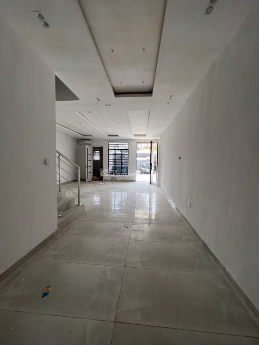4 Bedrooms Terrace Duplex, Lekki Phase 1, Lekki, Lagos, Terraced Duplex for Sale