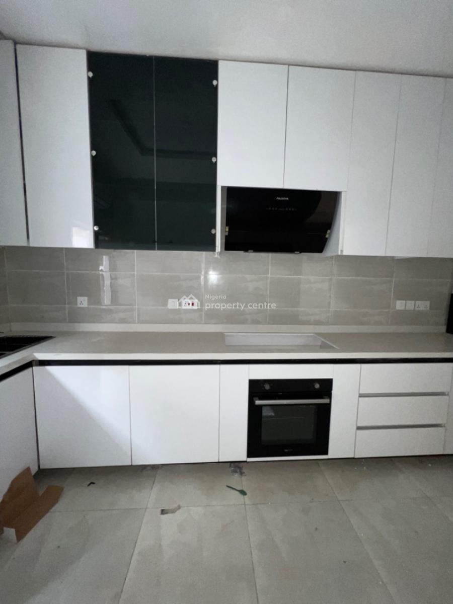 4 Bedrooms Terrace Duplex, Lekki Phase 1, Lekki, Lagos, Terraced Duplex for Sale