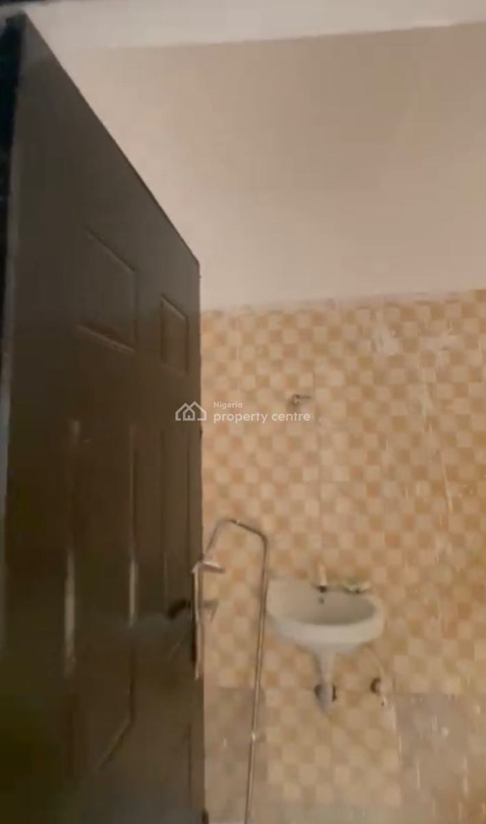 2 Bedroom Available, Badore, Ajah, Lagos, Flat / Apartment for Rent