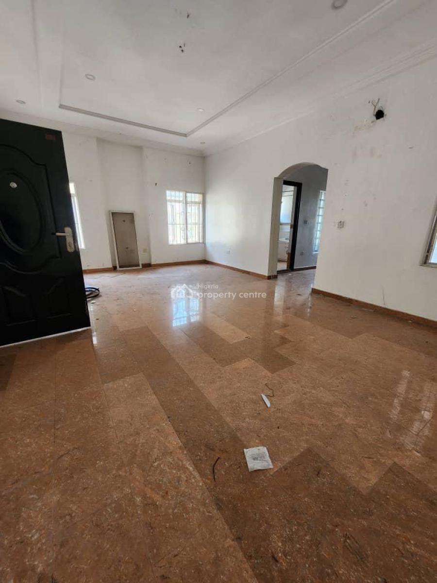 Spacious 4 Bedroom, Lekki Phase 1, Lekki, Lagos, Commercial Property for Rent