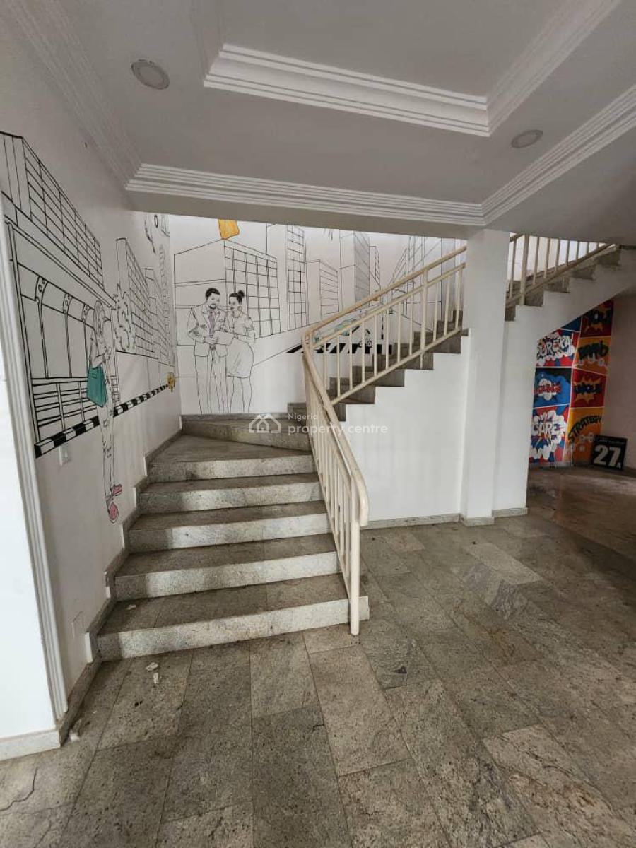 Spacious 4 Bedroom, Lekki Phase 1, Lekki, Lagos, Commercial Property for Rent
