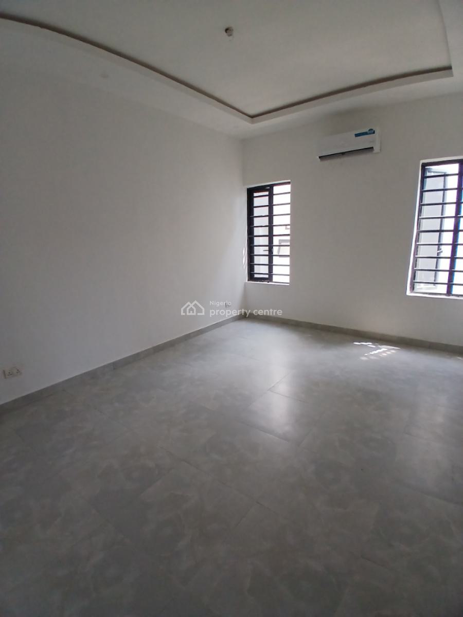 Tastefully Finished and Newly Built and Serviced with 24/7 Power Suppl, Lekki Phase 1, Lekki, Lagos, Flat / Apartment for Rent