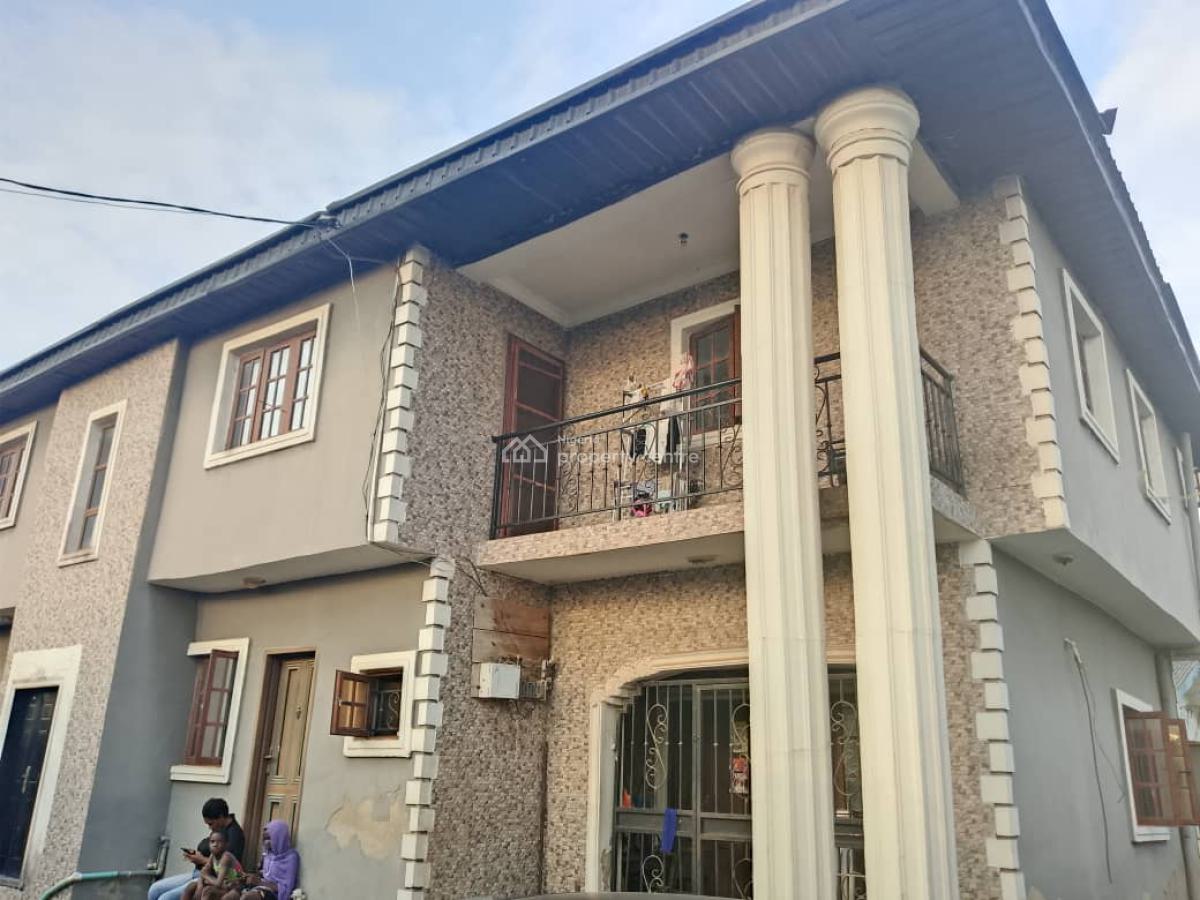 Well Maintained Detached House- Good for Investment, Mowe Town, Ogun, House for Sale