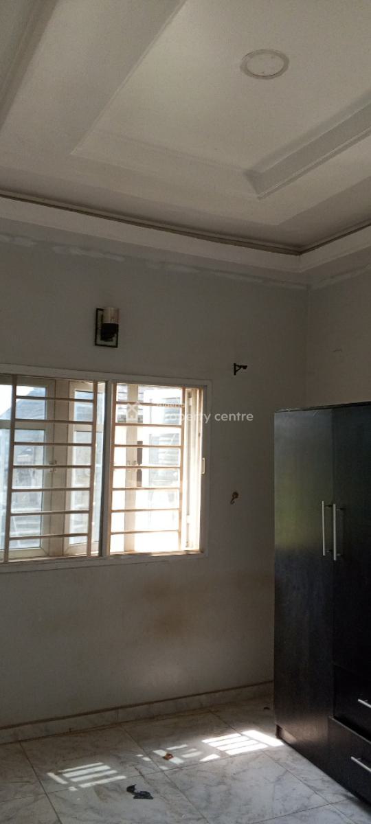 Luxury 2 Bedroom Flat, Makogi Via Magboro, Magboro, Ogun, Flat / Apartment for Rent