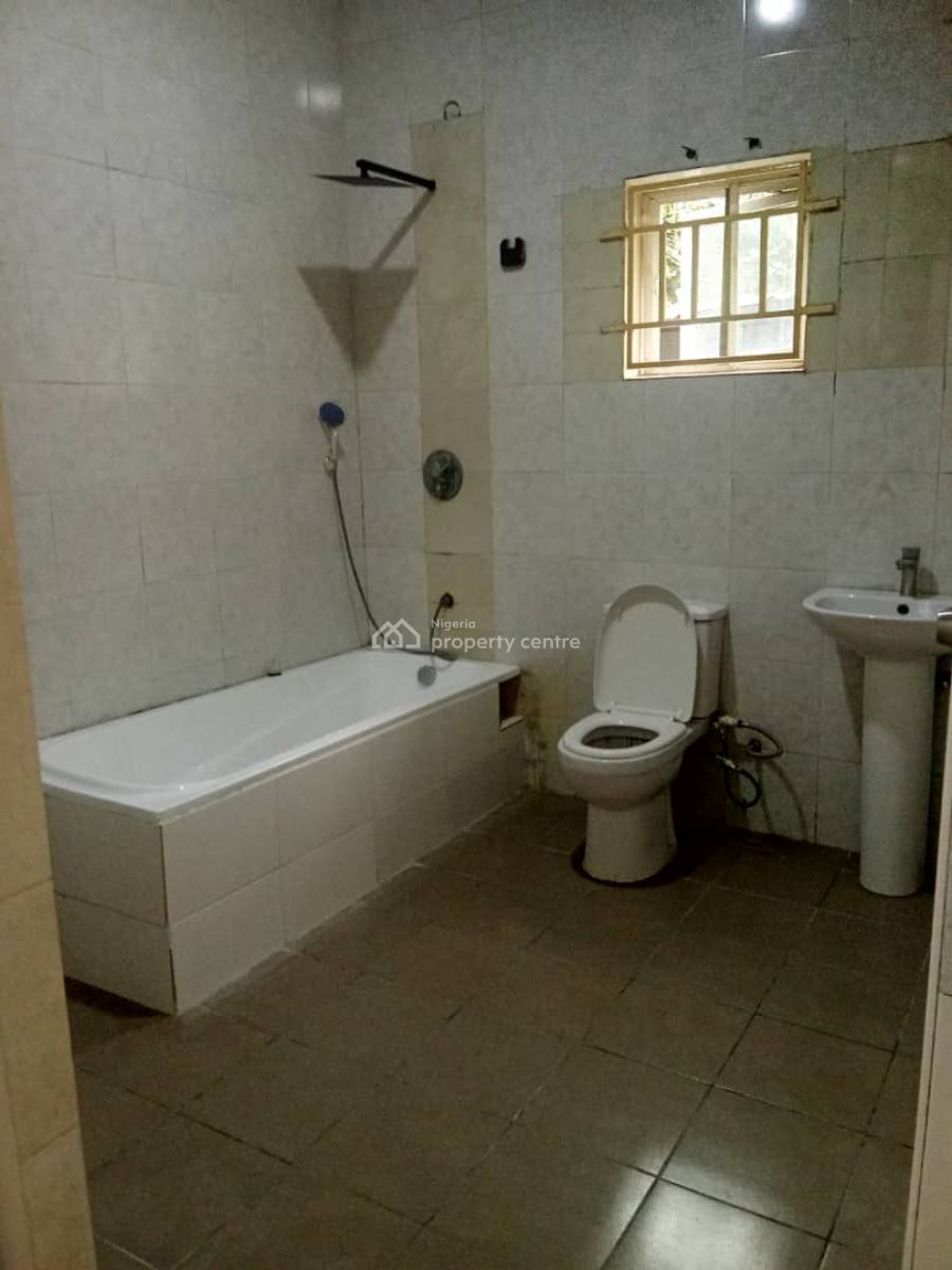 Spacious 3 Bedrooms Apartment with Modern Finishing, Admiralty Way, Lekki, Lagos, Flat / Apartment for Rent