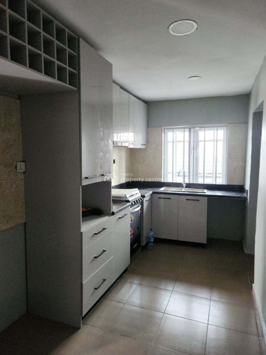Newly Built 3bedroom Apartment & 4bedroom Pent House, Ilaje, Ajah, Lagos, Flat / Apartment for Rent
