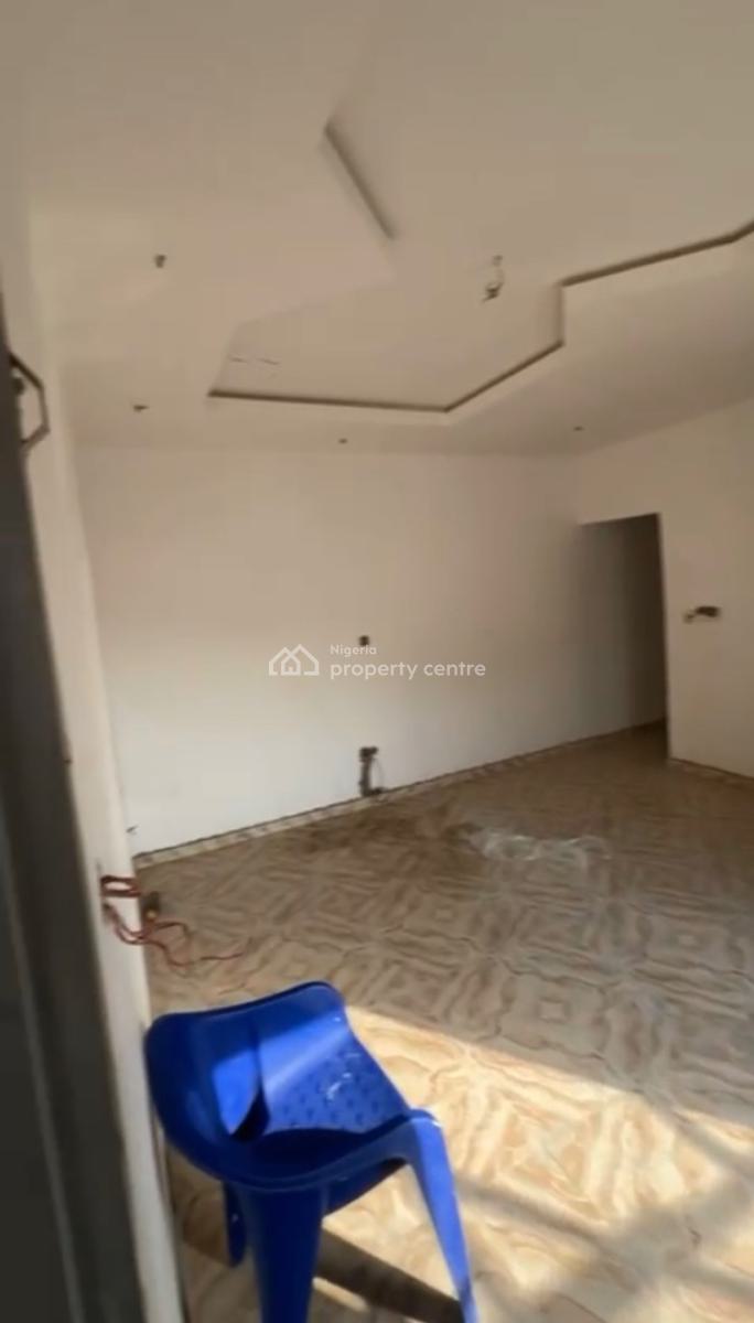 Decent and Spacious Standard Mini Flat, Onipanu, Shomolu, Lagos, Mini Flat (room and Parlour) for Rent