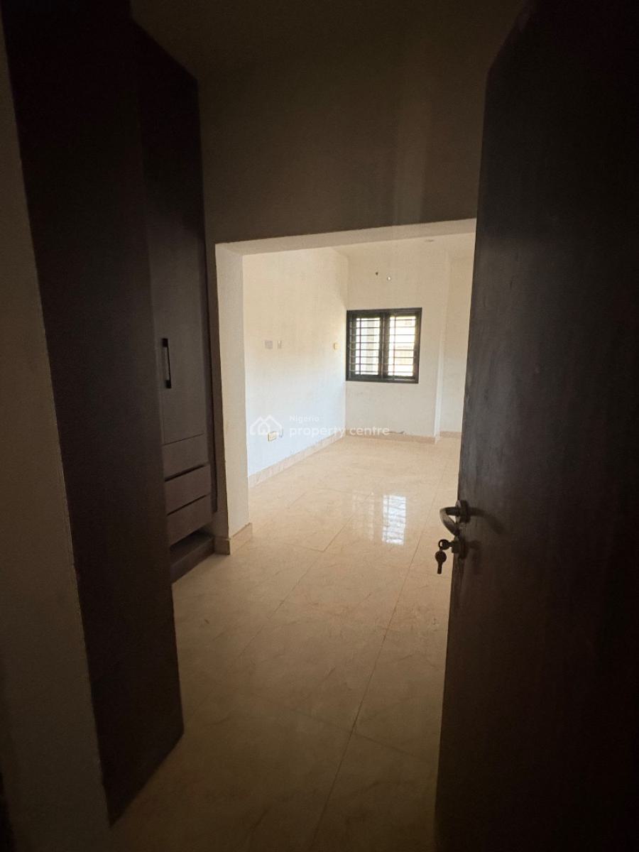 Massive 3 Bedroom Flat with Bq, Mabushi, Abuja, Flat / Apartment for Rent