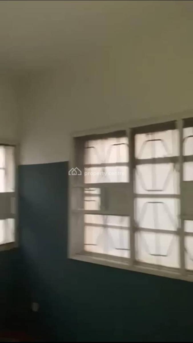 Lovely 2bedroom Flat, Off Olufemi Rd Ogunlana Drive, Surulere, Lagos, Flat / Apartment for Rent
