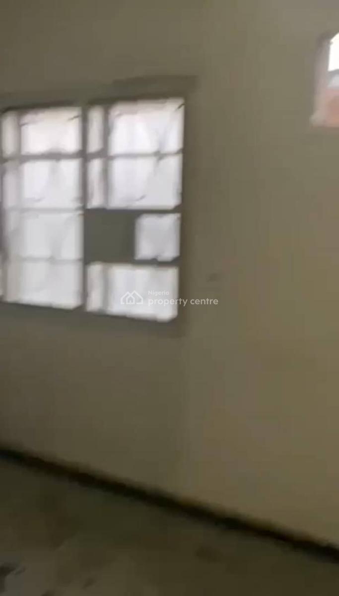 Lovely 2bedroom Flat, Off Olufemi Rd Ogunlana Drive, Surulere, Lagos, Flat / Apartment for Rent