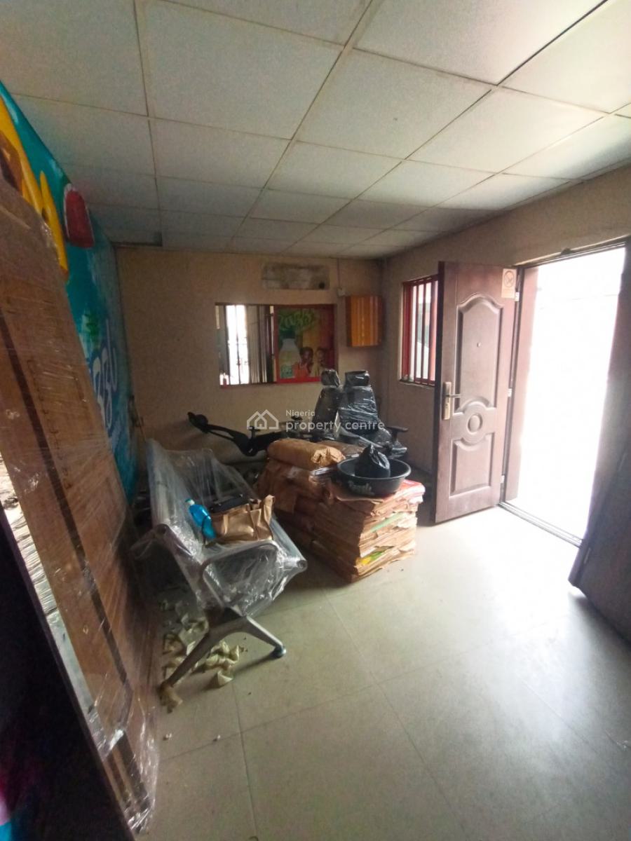 One Bay Warehouse with Offices Measuring 17500 Square Feet, Mushin, Lagos, Warehouse for Rent