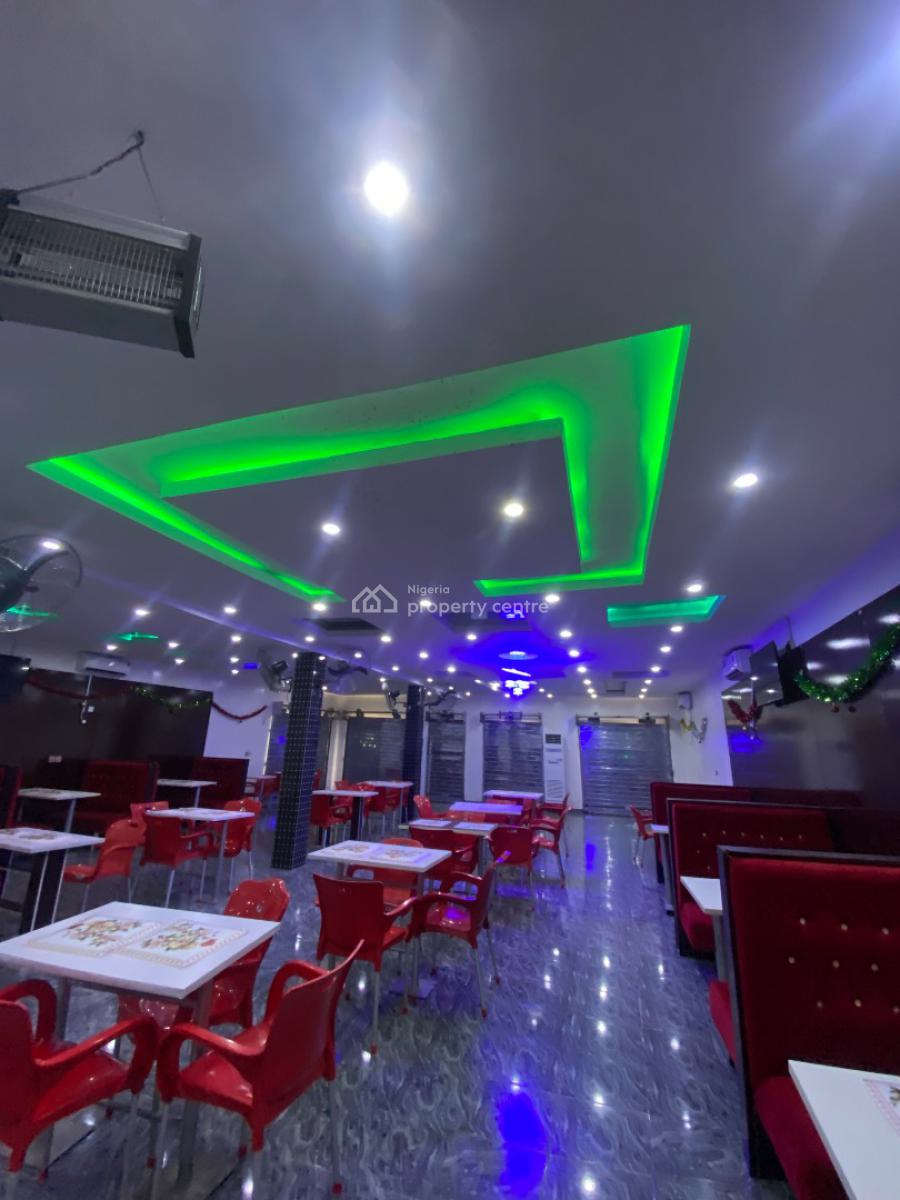 Magnificent and Well Located Fast Food Restaurant, Afam Roundabout/ Afam Road, Oyigbo, Rivers, Restaurant / Bar for Sale