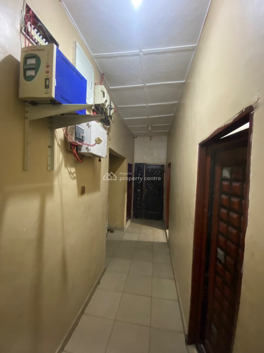 Magnificent and Well Located Fast Food Restaurant, Afam Roundabout/ Afam Road, Oyigbo, Rivers, Restaurant / Bar for Sale