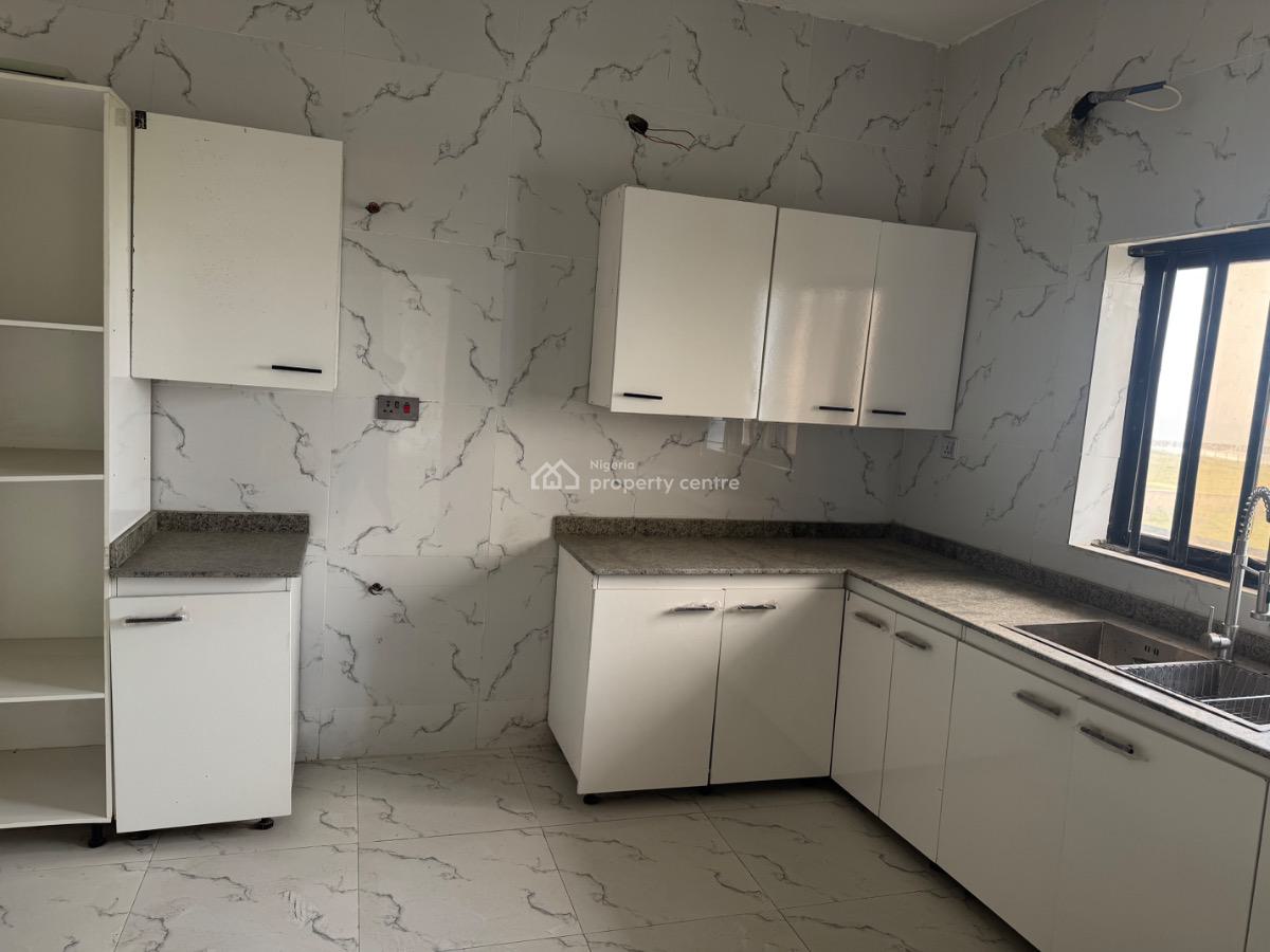 2bedroom Maisonette, Coastal High Way, Ikate Elegushi, Lekki, Lagos, Flat / Apartment for Sale