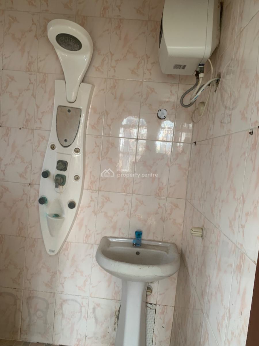 Clean and Spacious 3 Bedroom Flat Upstairs, Greenville Estate, Badore, Ajah, Lagos, Flat / Apartment for Rent